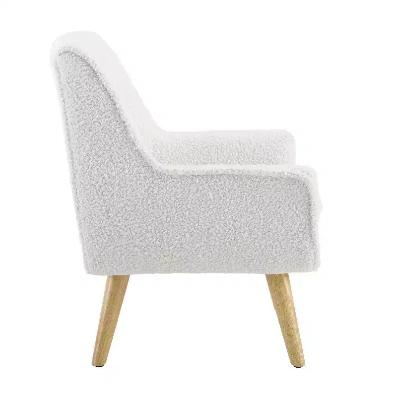Sedia Trellis per Bambini Hadden in Stile Moderno di Metà Secolo con Rivestimento in Montone Bianco e Gambe in Legno Naturale