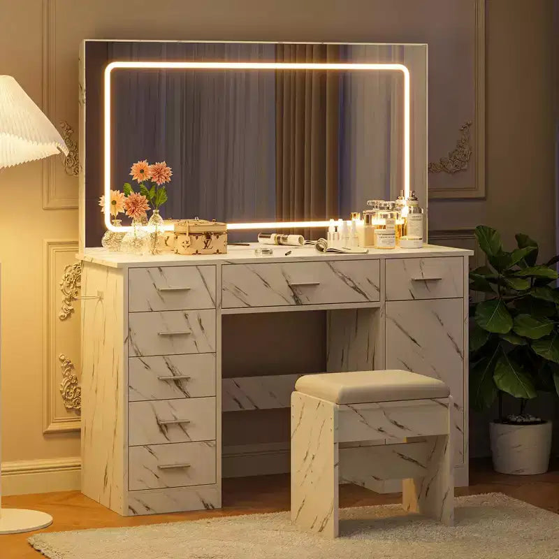 Toeletta da trucco moderna con 7 cassetti, specchio grande, 3 modalità regolabili, supporto per asciugacapelli, tavolo da trucco per camera da letto