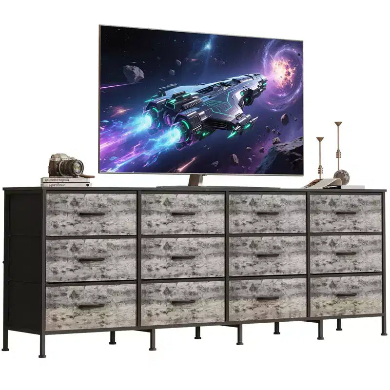 Mobile porta TV da 70 pollici per soggiorno, 12 cassetti in tessuto, stazione di ricarica, mobile lungo per TV fino a 80 pollici, console multimediale con vano portaoggetti