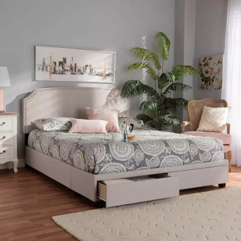 Letto Queen Larese con contenitore a piattaforma e 2 cassetti, rivestito in tessuto beige/nero: moderno di metà secolo, non necessita di rete a molle
